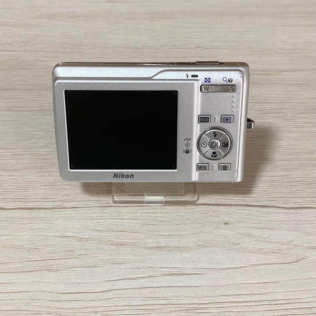 【美品】人気 ニコン Nikon COOLPIX S200 デジタルカメラ