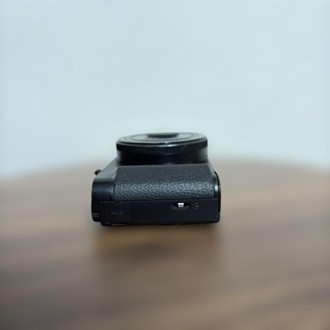 【オールドコンデジ】 SONY Cyber-shot DSC-HX99