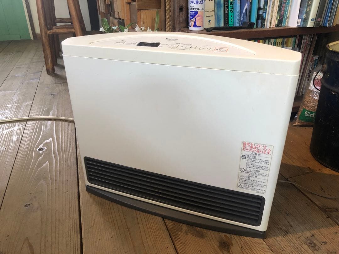 ガスファンヒーター GFH-5801S-W5 ノーリツ製　ガスホース4m付き