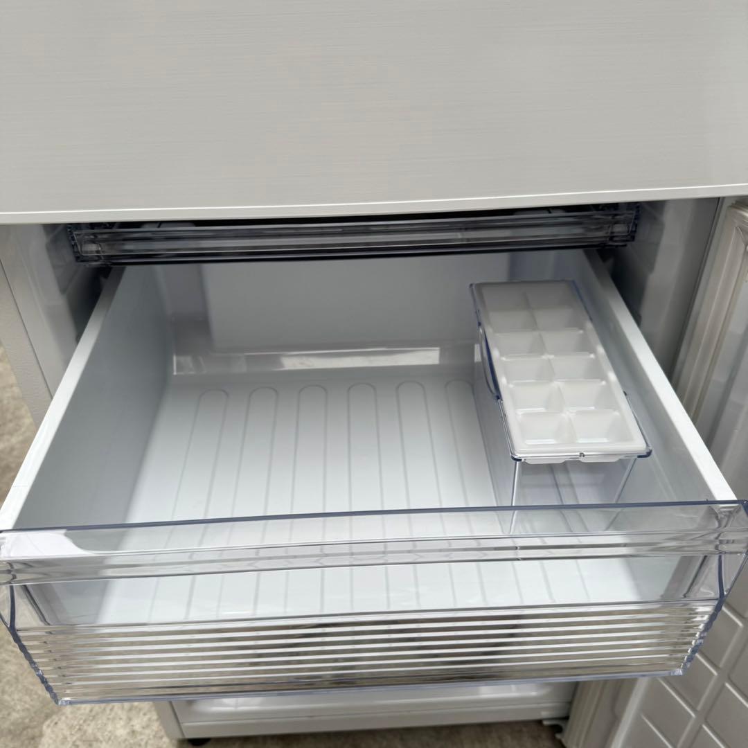 398⭐️送料取付無料★シャープ　冷蔵庫　大型　200L〜300L 一人暮らし