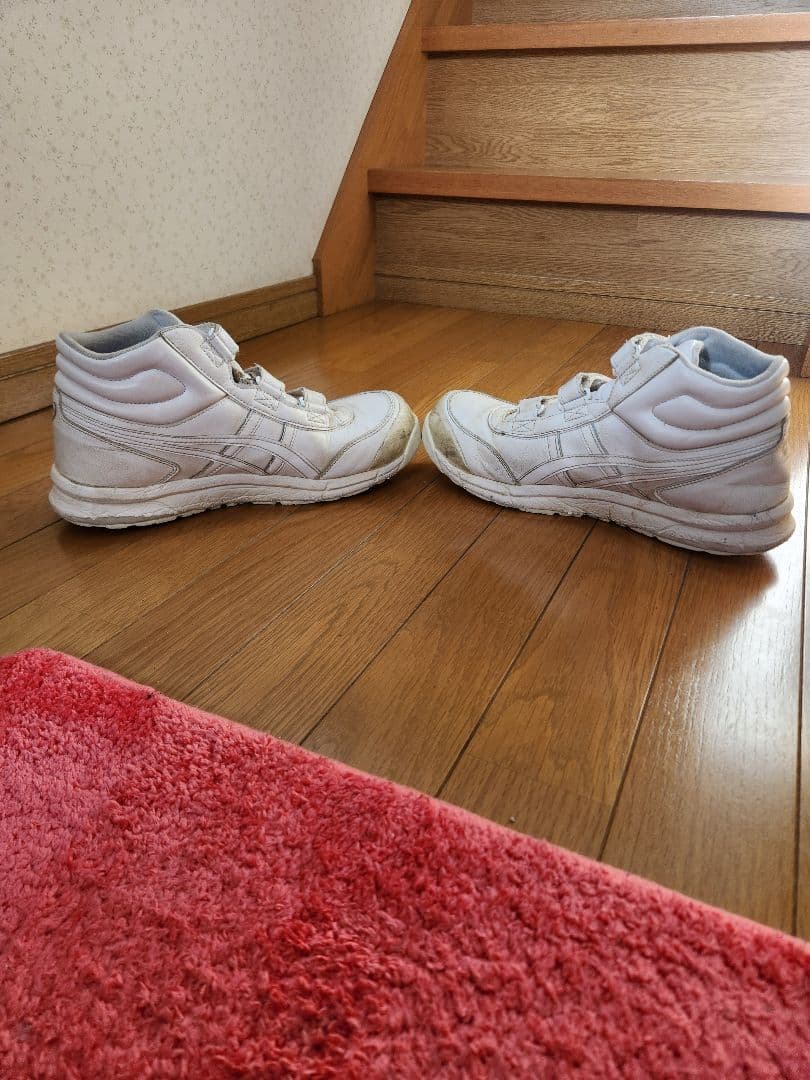 asics ホワイト ハイカット安全靴