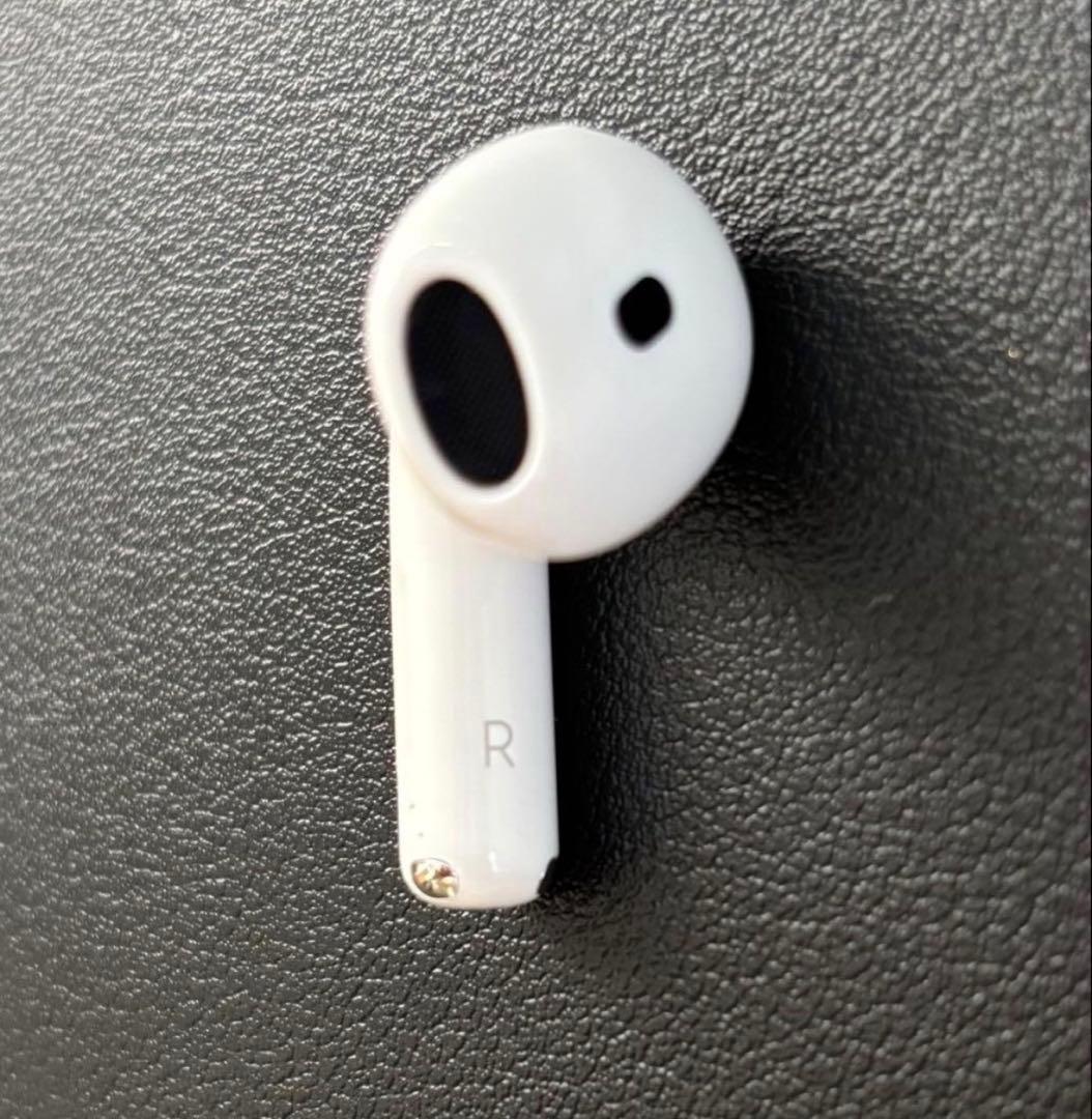 tam39AirPods4右耳