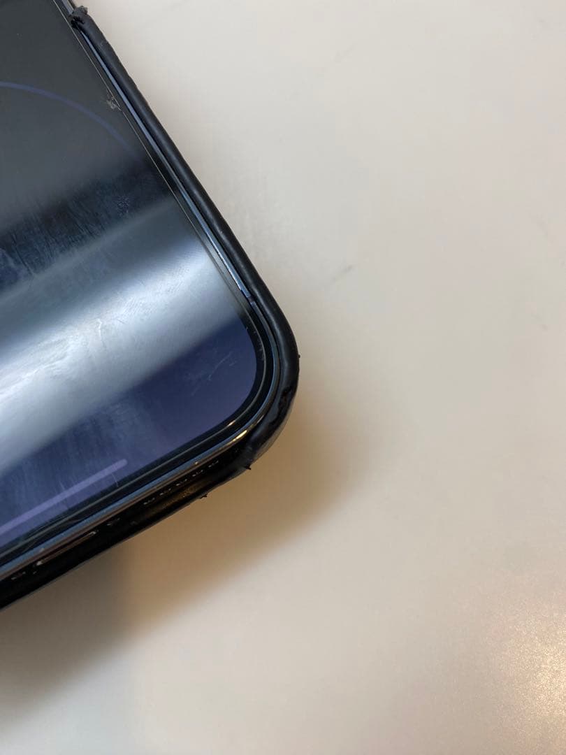 正規品　CHANEL 携帯ケース　iPhone14pro キャビアスキン