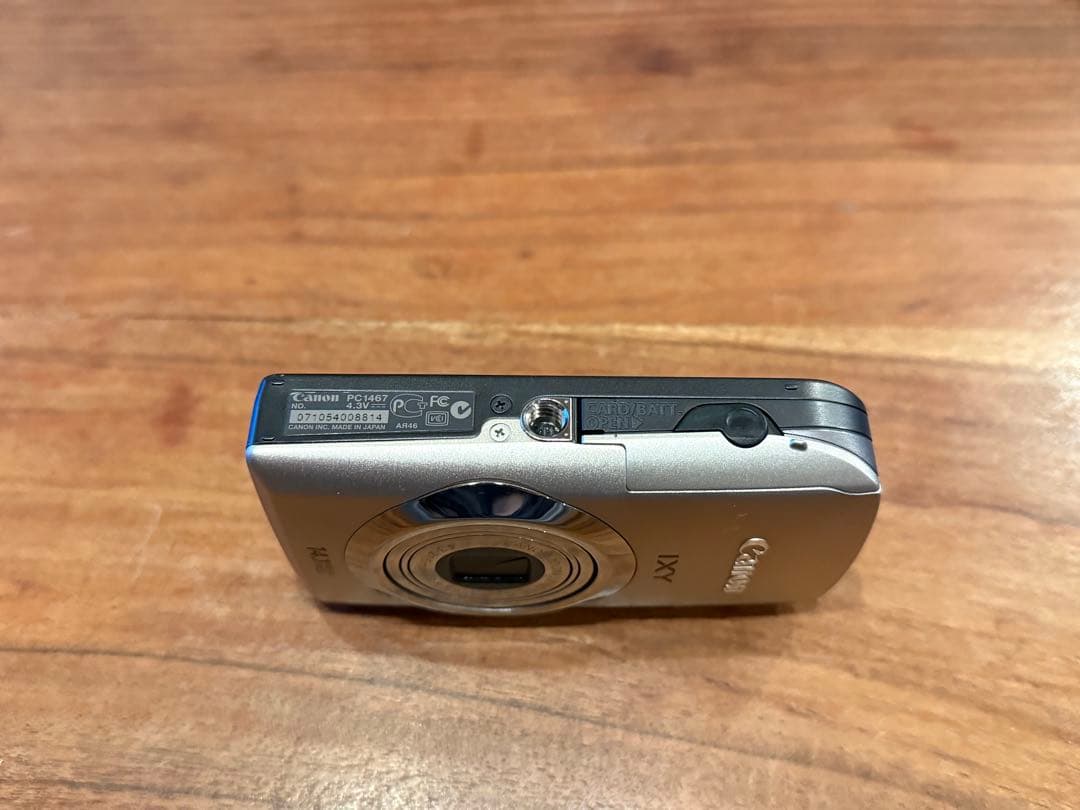 CANON IXY 10S PC1467 キヤノン　イクシー　デジタルカメラ