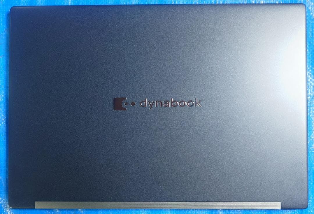 Windowsノート本体 dynabook G83/HS i5-1135G7 16GB 512GB 76