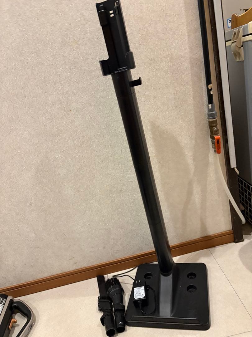 日立 充電式掃除機 PV-BH900J