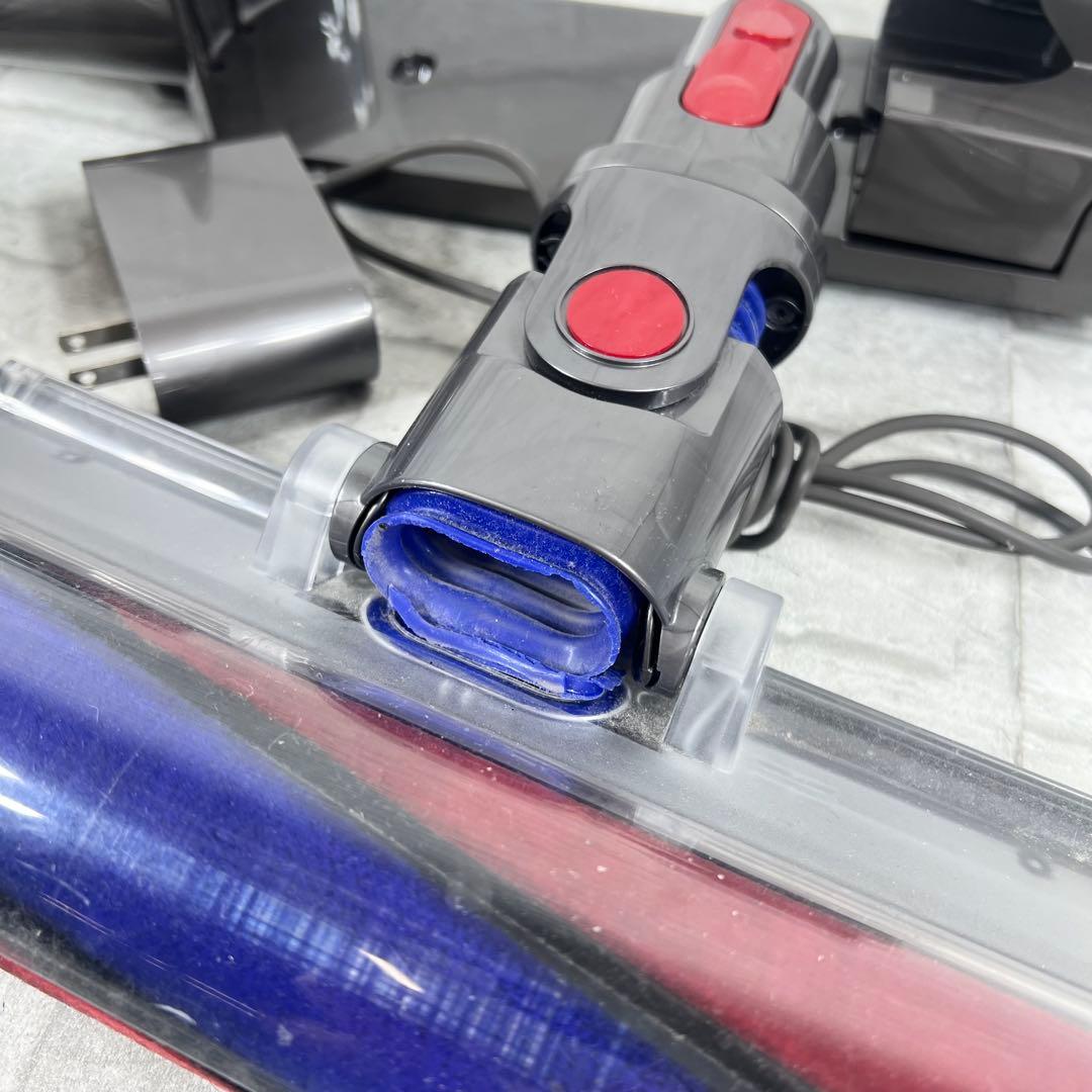 Dyson V7 fluffy ダイソン コードレス 掃除機