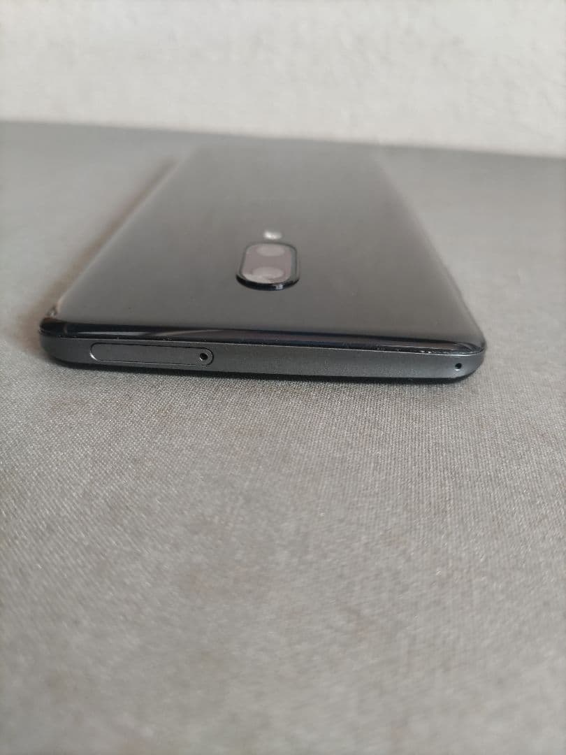 スマートフォン本体 SHARP AQUOS zero2 SH-M13