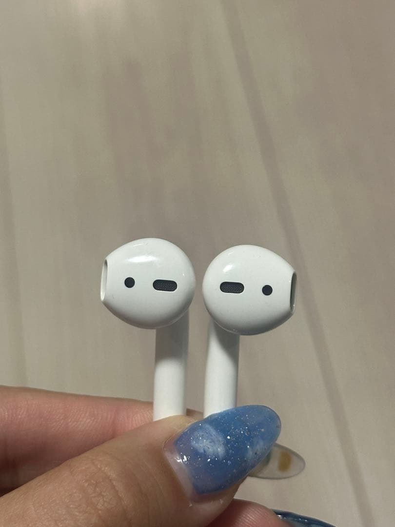 AirPods 2 ホワイト 充電ケース付き