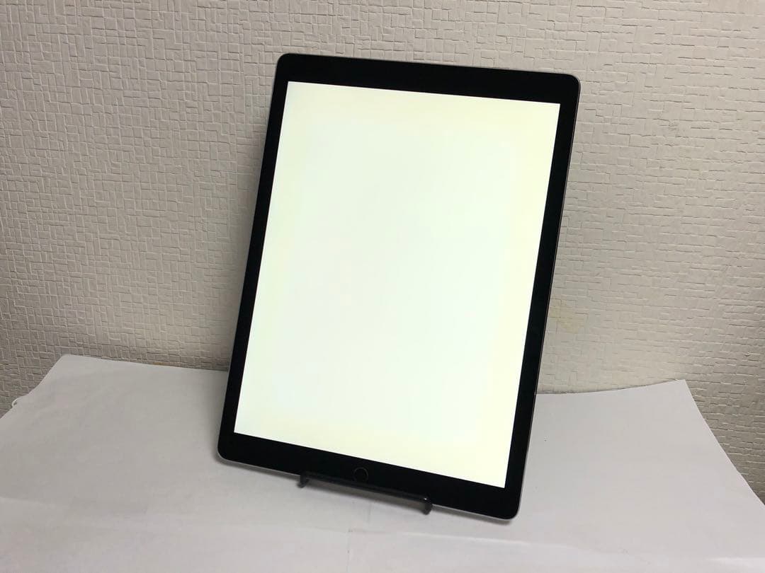 iPad Pro 12.9インチ（第2世代）256GB SIMフリー No.12