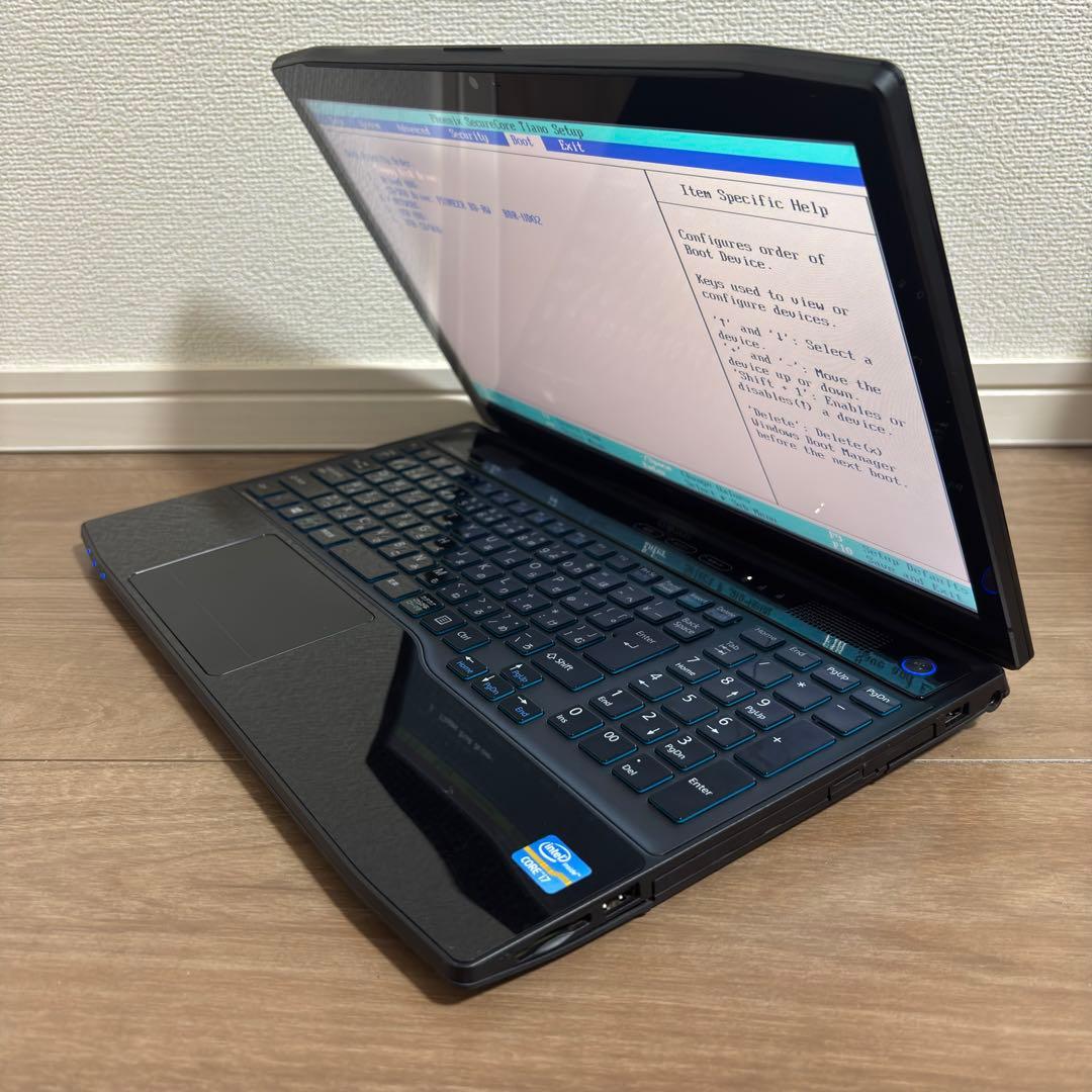 FUJITSUと TOSHIBA ノートパソコンジャンク品 2台セット