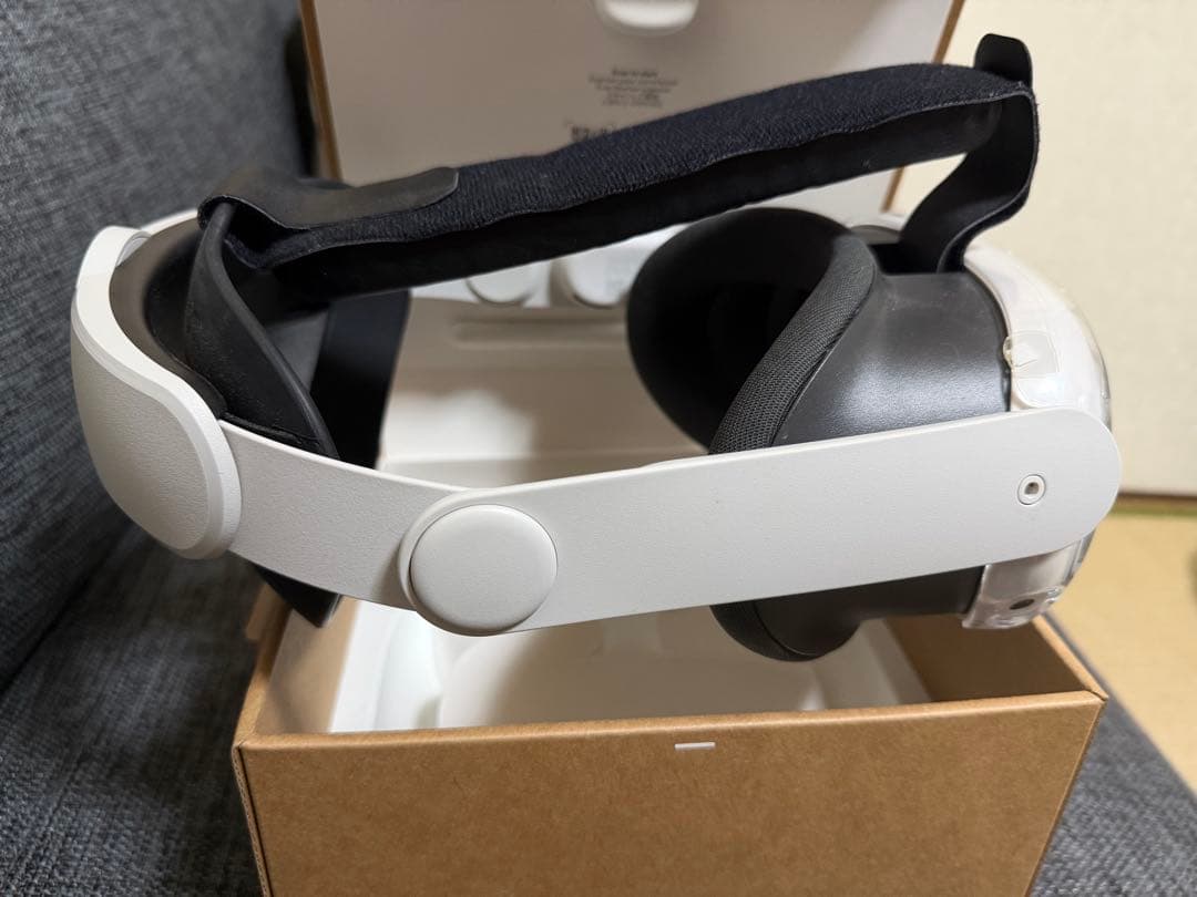  Quest 3 125GB VRヘッドセット コントローラー付き