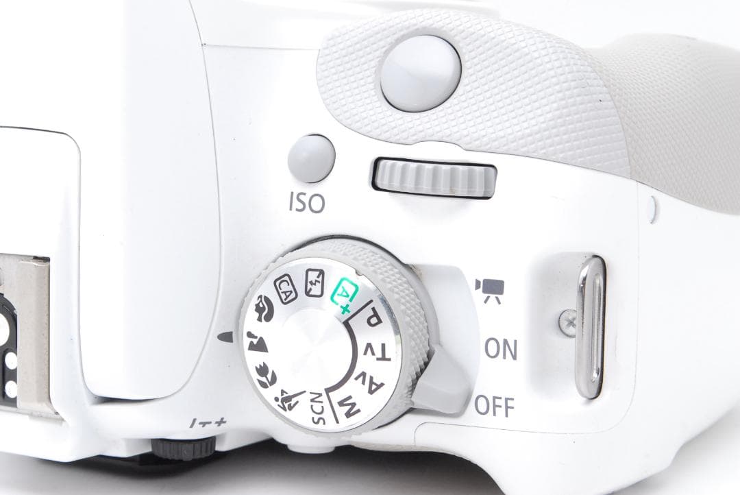 【極上品】Canon Kiss X7　ホワイト　スマホ転送　小型軽量　動画