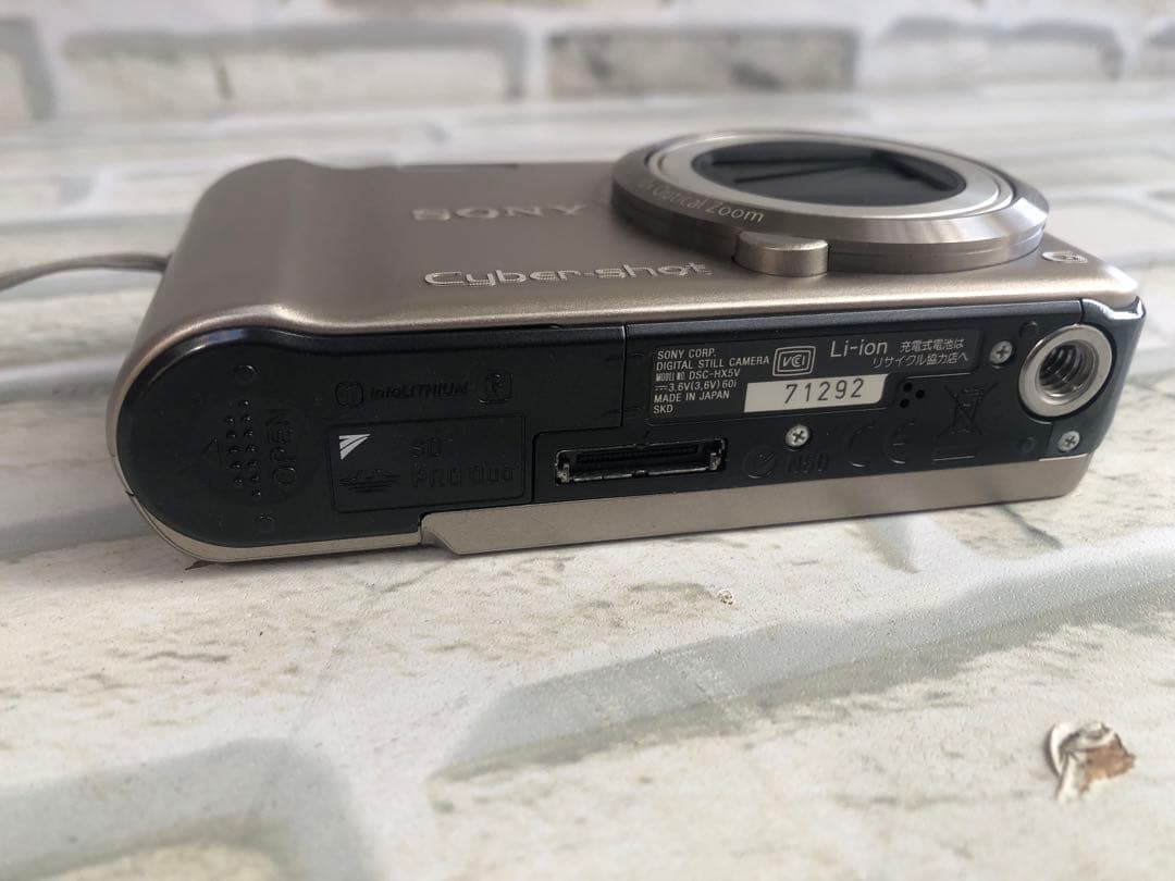 SONY Cyber-shot DSC-HX5V デジカメ(A57)