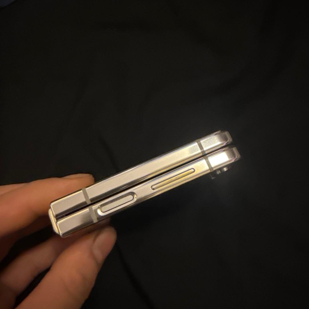 スマートフォン本体 galaxy z flip5