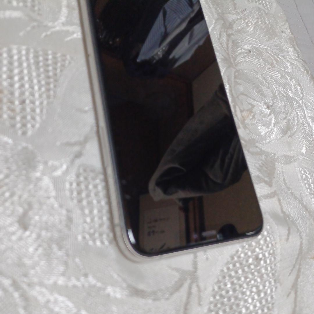 スマートフォン本体 iPhone11 Pro Max256GB Silver MWHK2J/A76%