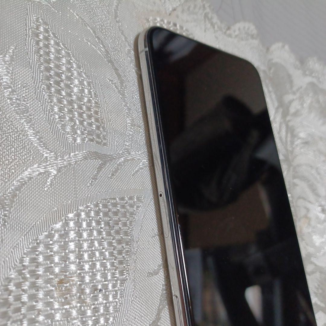 スマートフォン本体 iPhone11 Pro Max256GB Silver MWHK2J/A76%