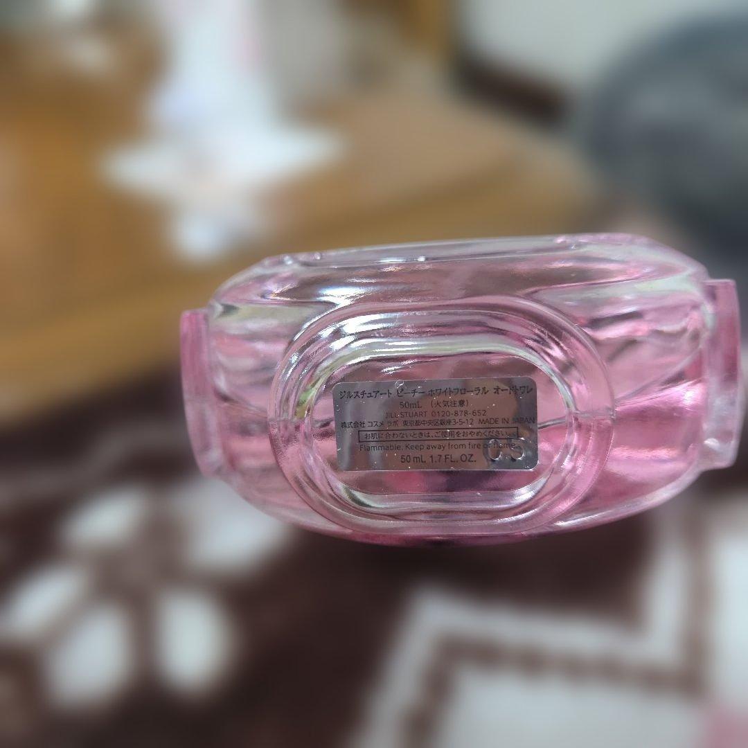 ジルスチュアート　ストロベリー&ティー、ピーチーホワイトフローラル　各50ml