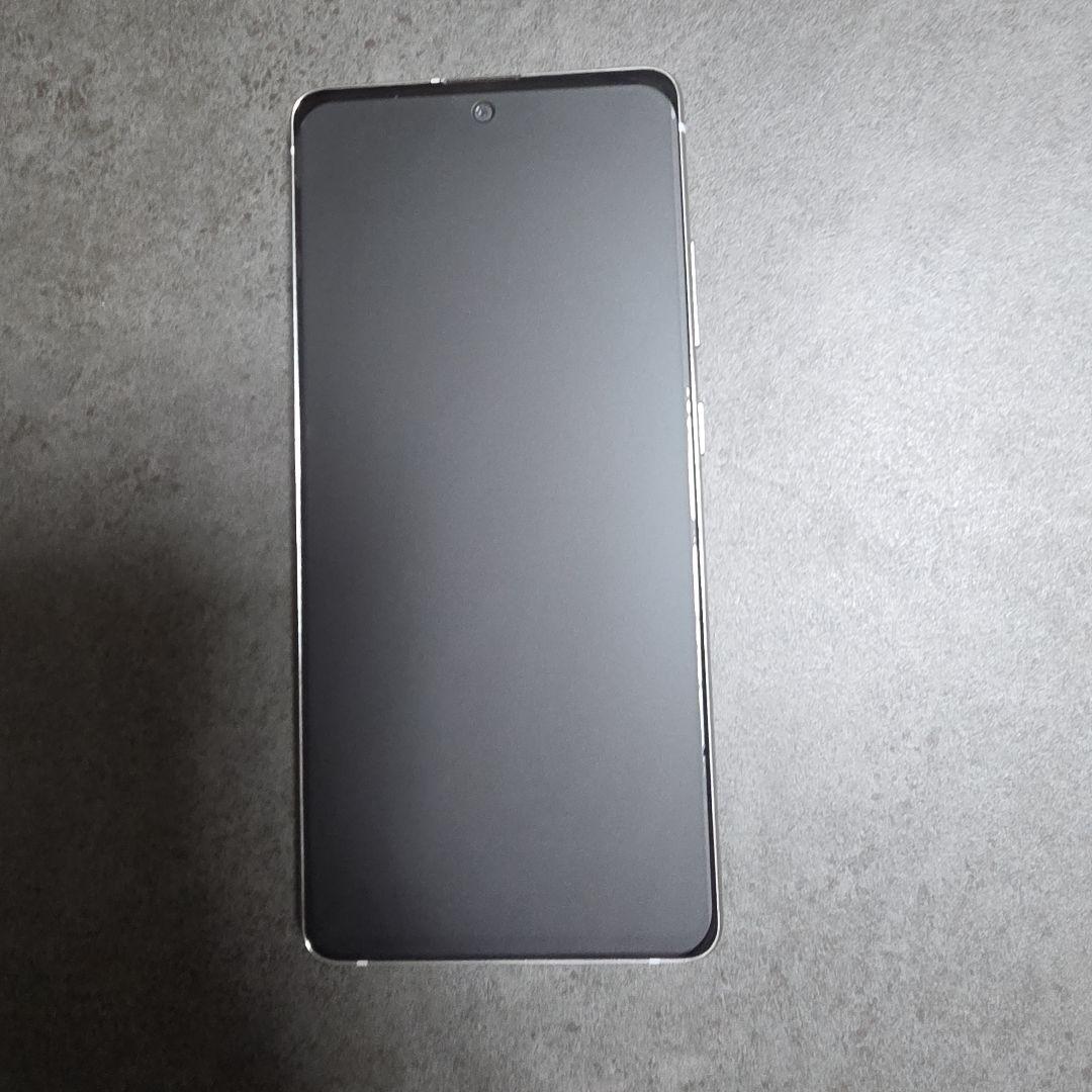 スマートフォン本体 Samsung Galaxy A51 5G SCG07 White