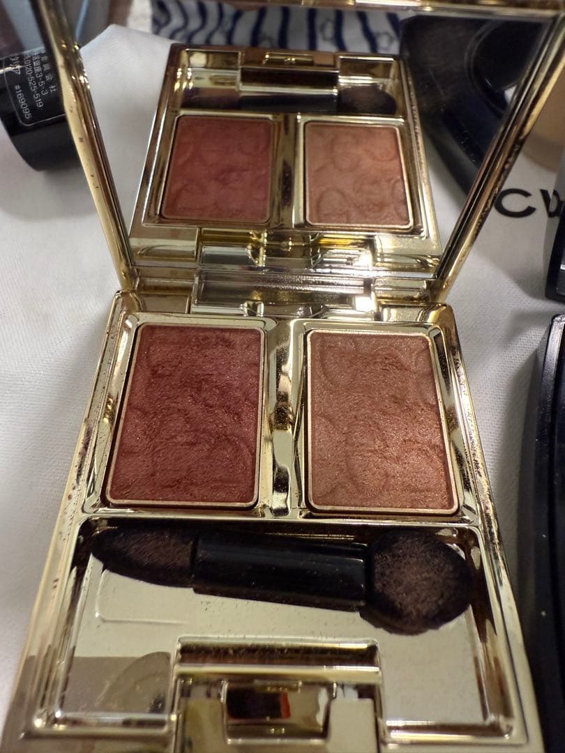 確認CHANEL チーク、YSLラディアントブラープライマー &、MAC 等