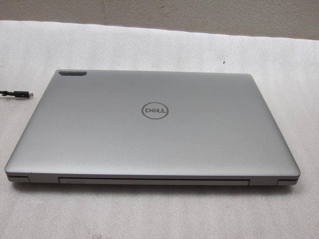 デル12世代Core i7/NVIDIA/16G/SSD512/15.6フルHD