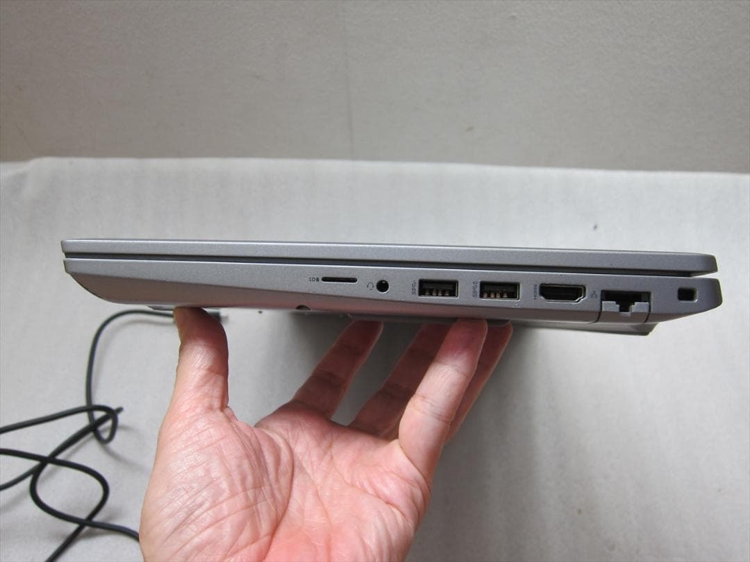 デル12世代Core i7/NVIDIA/16G/SSD512/15.6フルHD