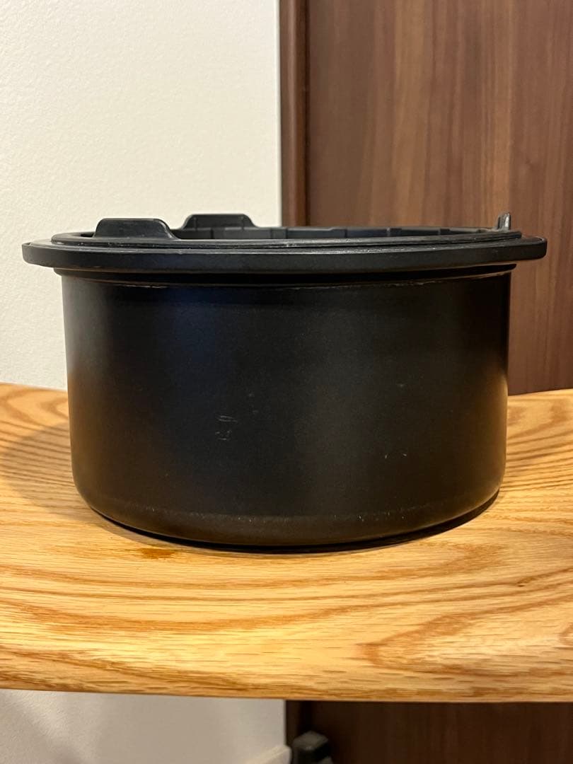 【美品】バルミューダ炊飯器 The Gohan (K08A-BK)