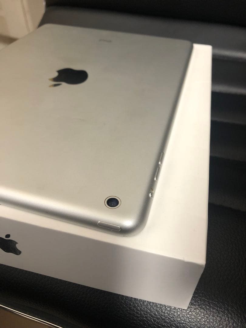 iPad Air 32GB wifi siver 箱ありモデルA1474