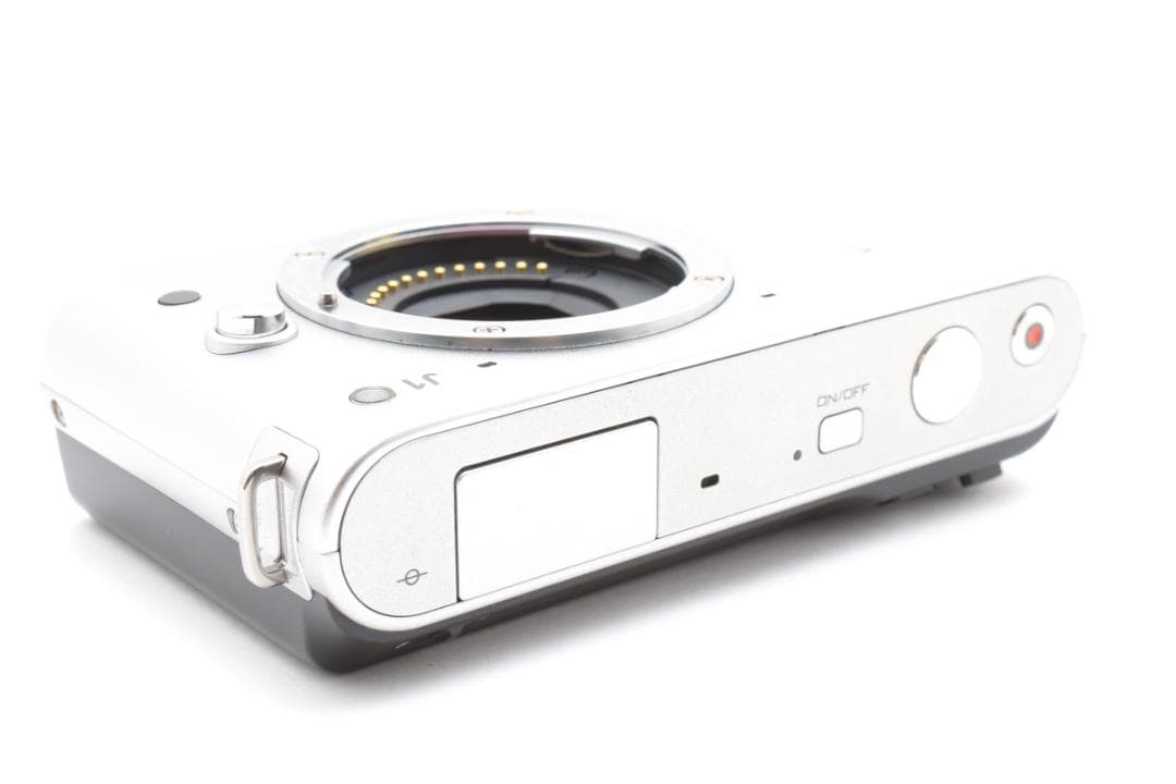 ニコン 1 J1 ミラーレスデジタルカメラボディ シルバー Nikon