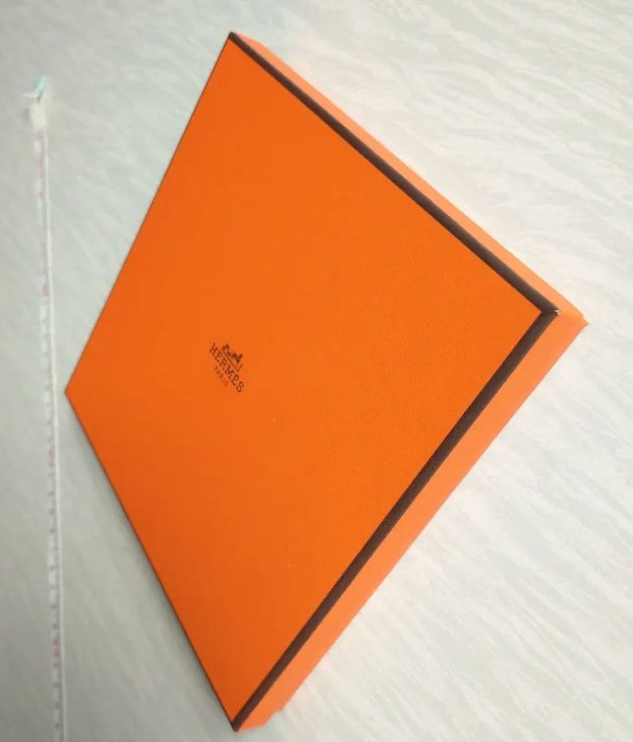 【新品】HERMES エルメス タオルハンカチ カレタオル ホース柄