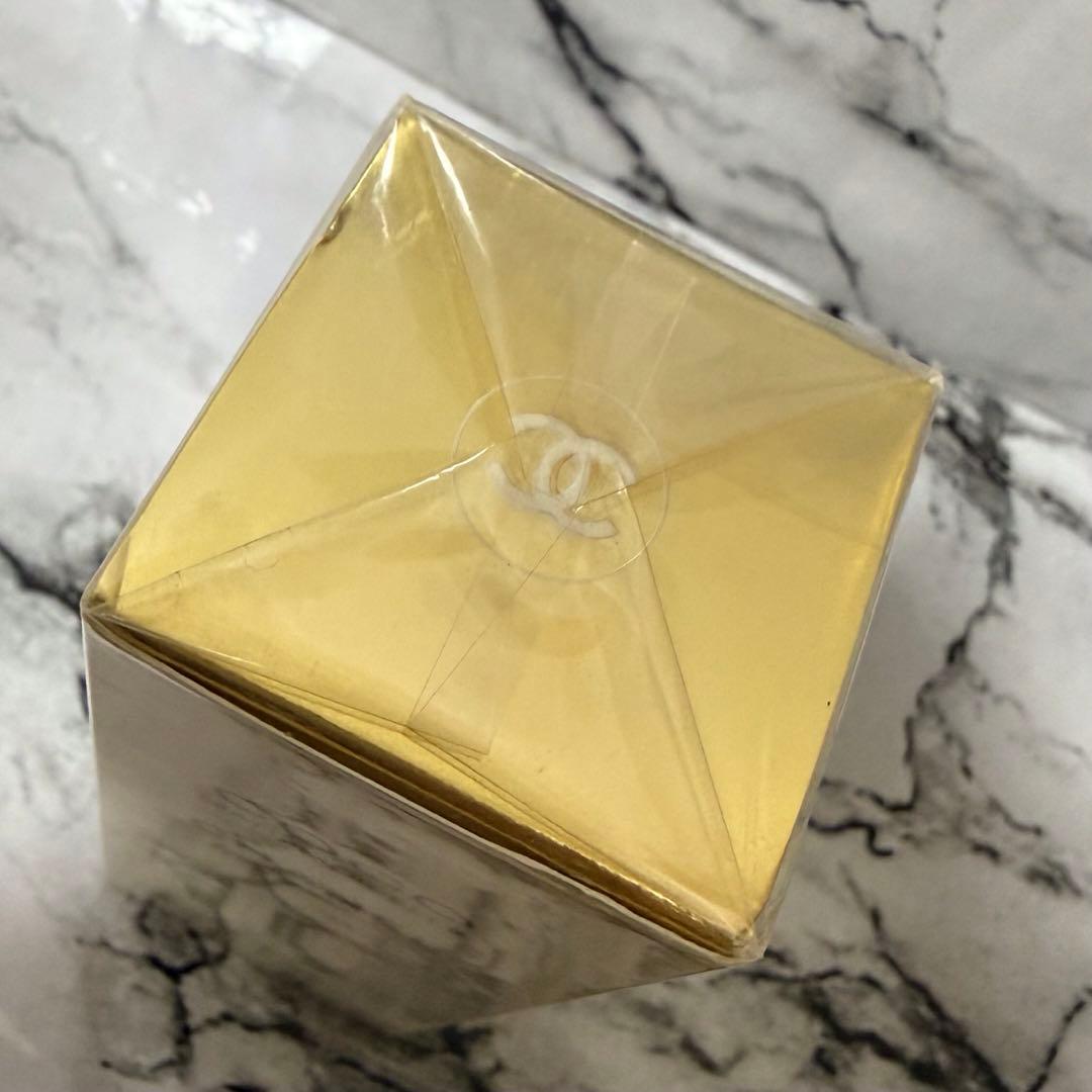 【CHANEL】新品未開封　ココ　マドモアゼル　シマリングタッチ　45ml