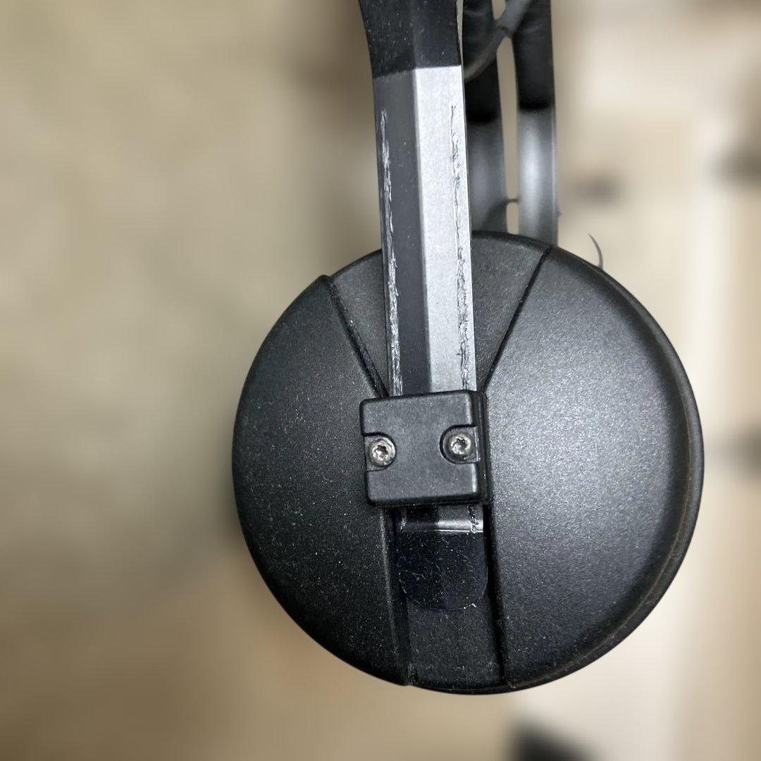 Sennheiser 有線ヘッドホン オーバーイヤー型　HD25