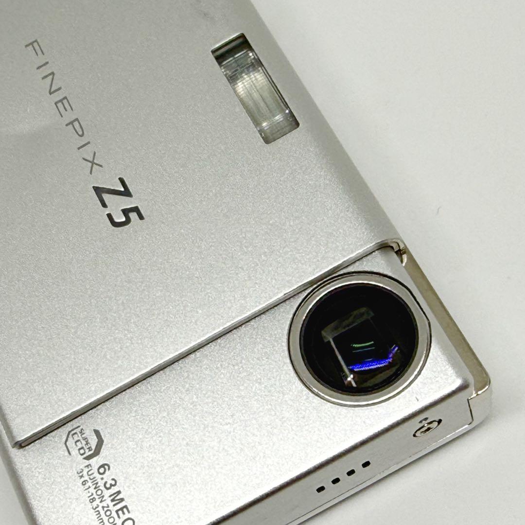 FUJIFILM FINEPIX Z5 fd シルバー コンデジ 富士フイルム