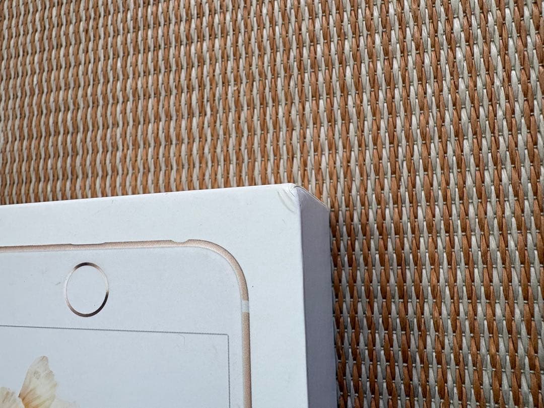 iPhone6s本体　ゴールド　128GB