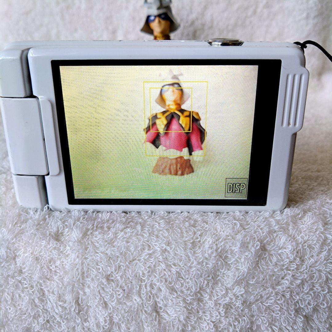 極美品 Nikon COOLPIX S6900 ホワイト Wi-Fi搭載