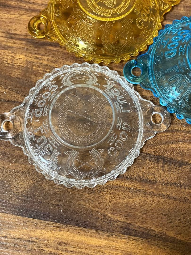 1800s'アンティークグッドラックガラス皿 セットシャビー 灰皿 ロカビリー