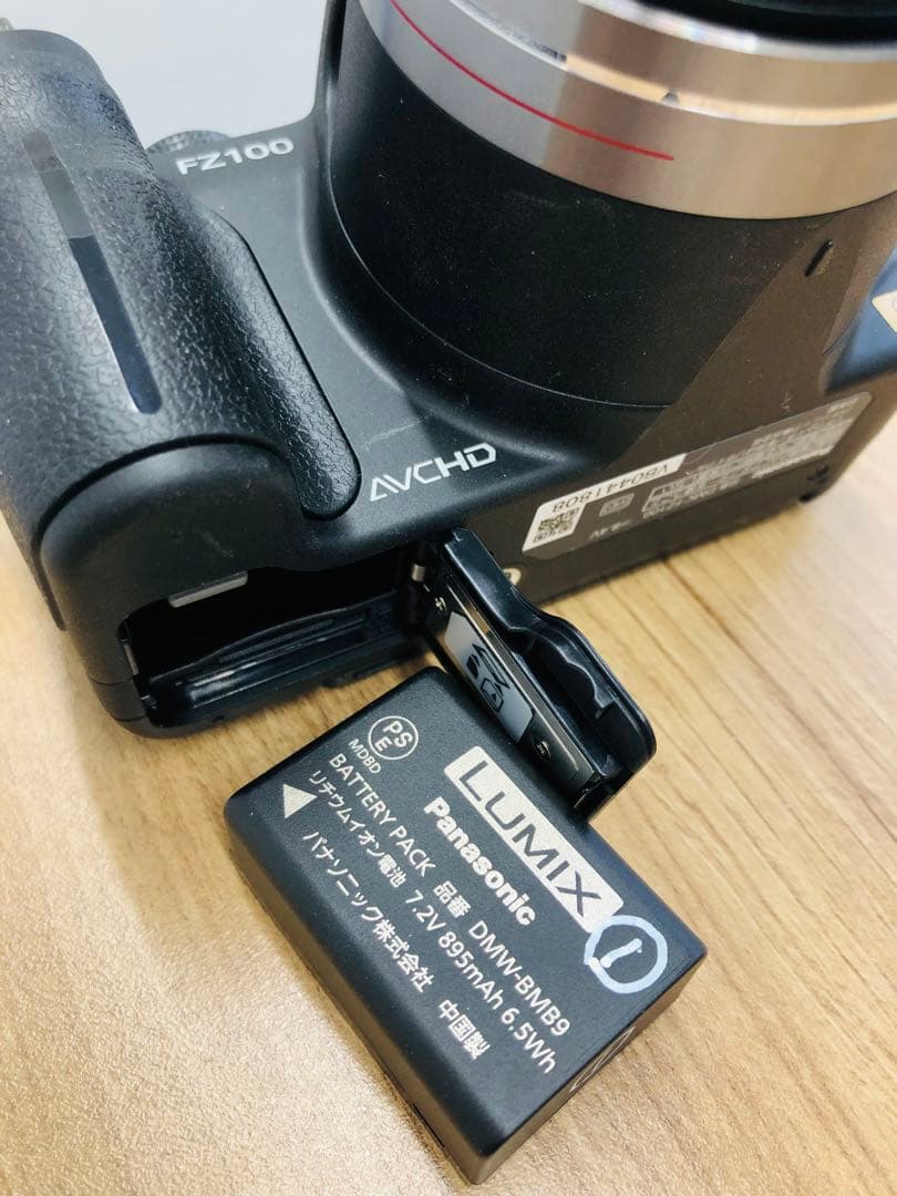 美品！高機能高画質 パナソニック LUMIX DMC-FZ100 24倍