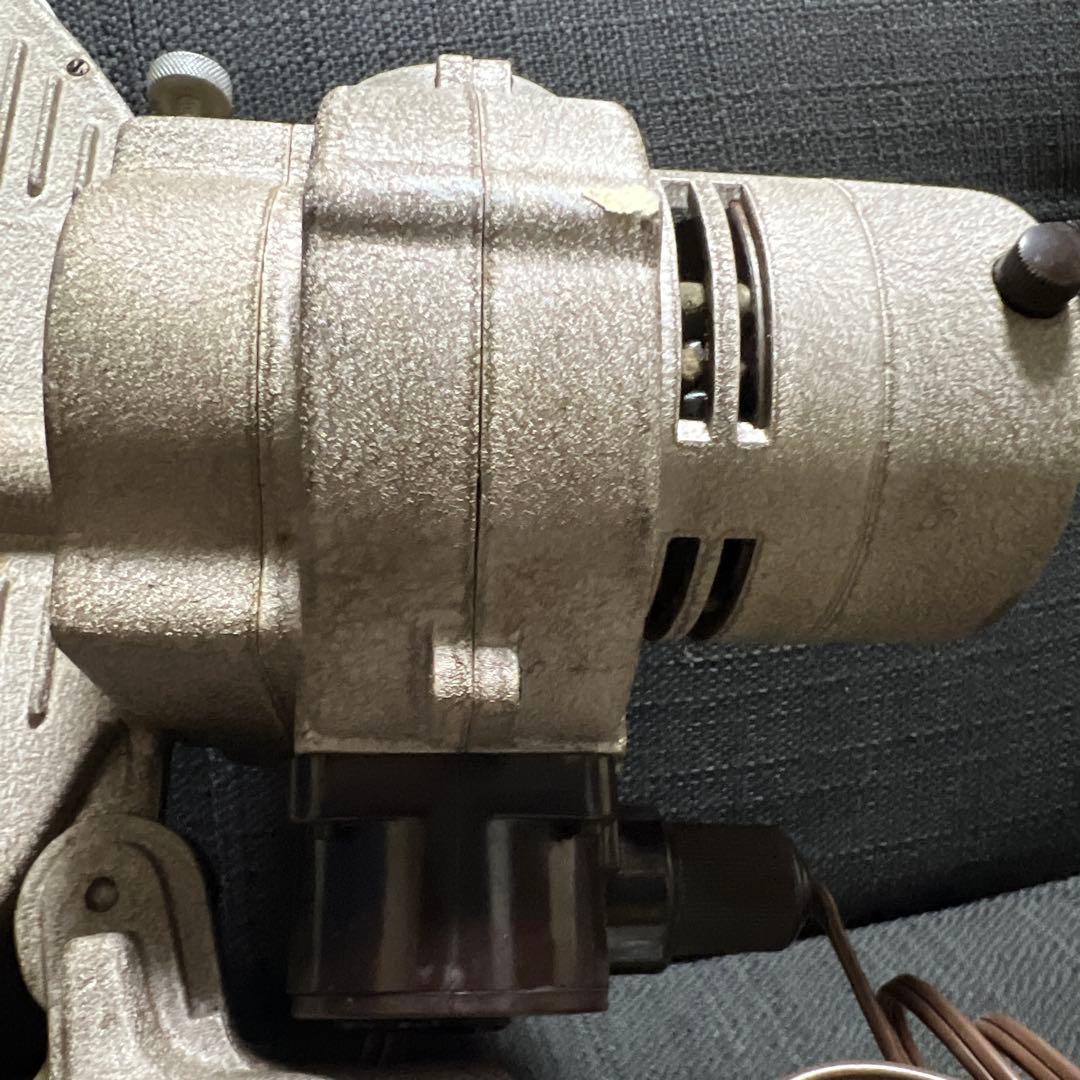 映写機　8mm Arrow CAPACITY LANP 75v-500w