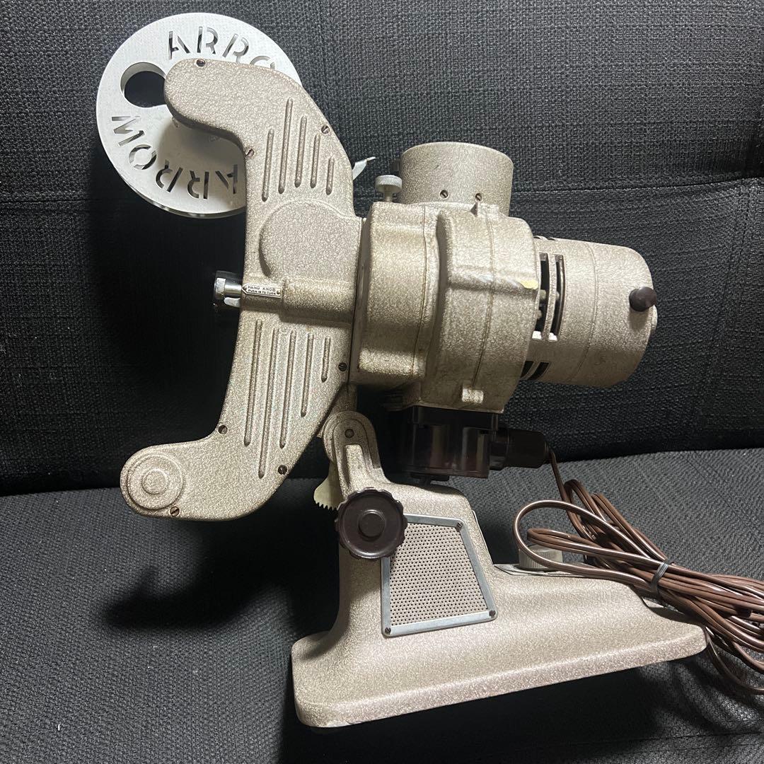 映写機　8mm Arrow CAPACITY LANP 75v-500w