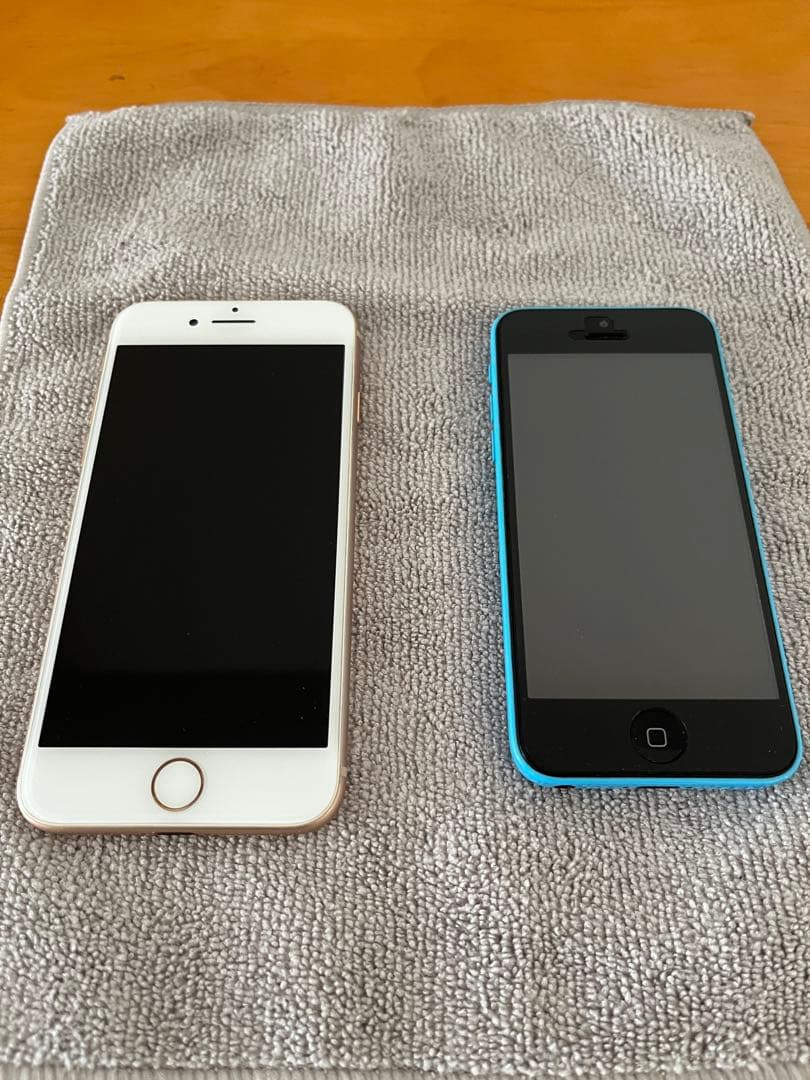 iPhone 8 ゴールド & iPhone 5c ブルー セット