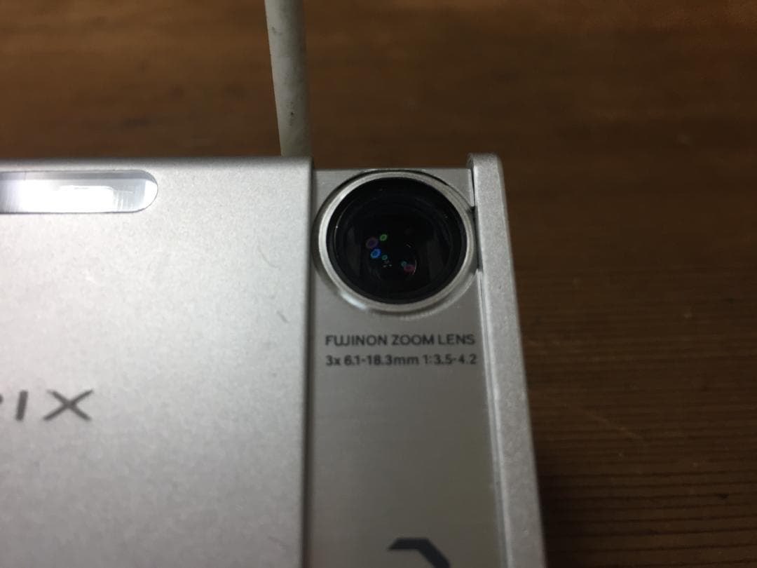 超美品 撮影画像あり　FUJIFILM　FINEPIX　Z1　付属品有　動作良好