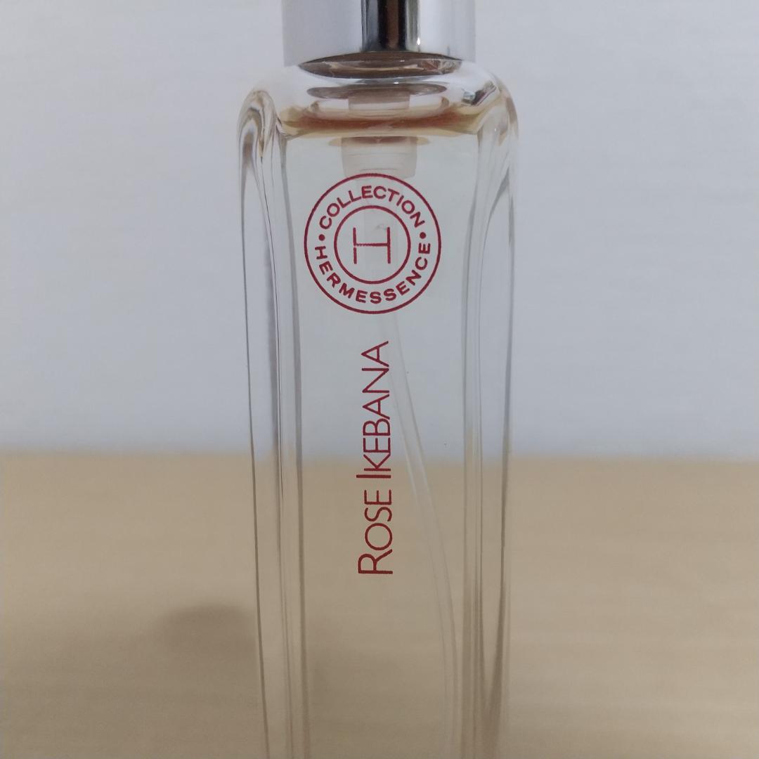 エルメス ローズイケバナ オードトワレ 15ml