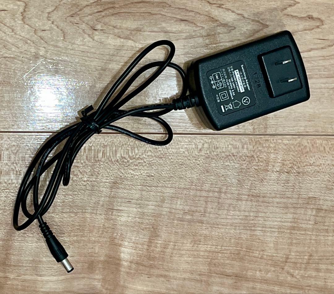 Avox ポータブル ブルーレイプレーヤー APBD-1030HW