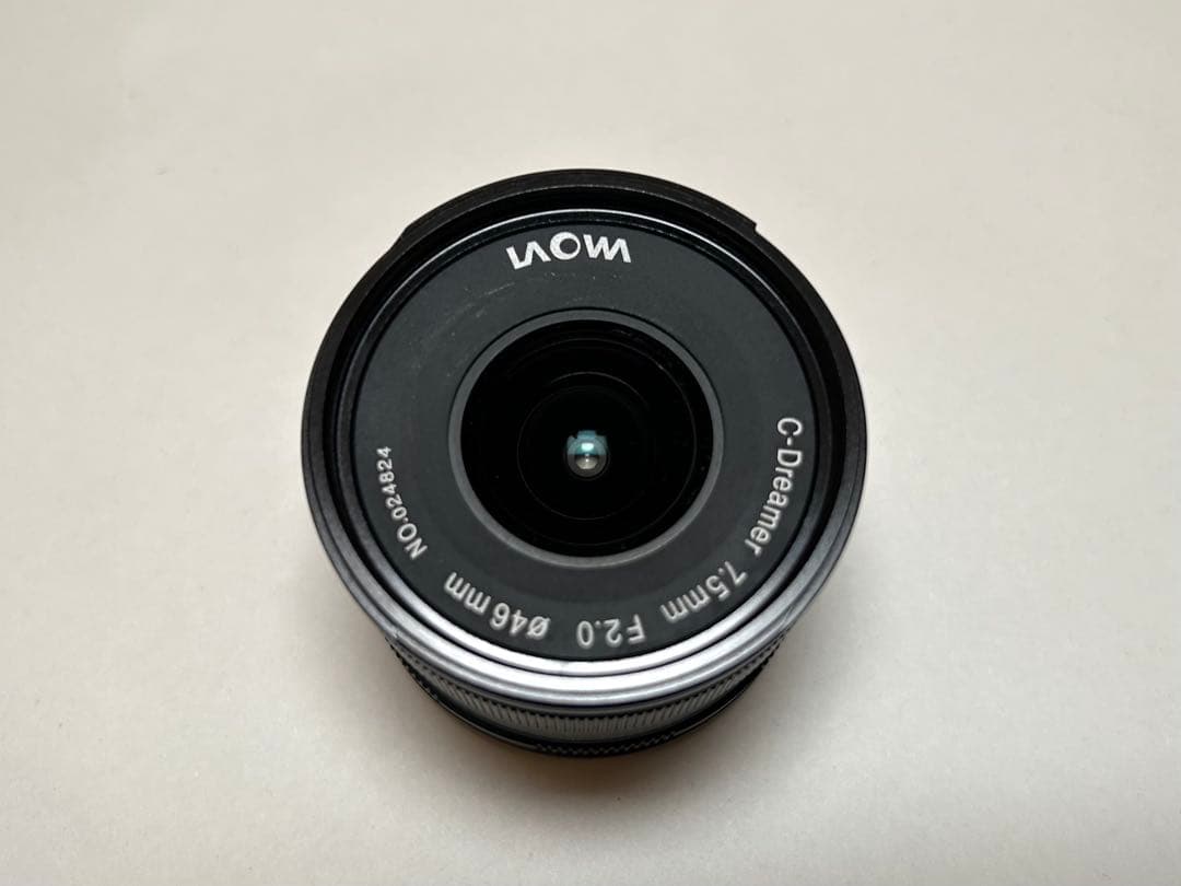 超広角単焦点 LAOWA 7.5mm F2 MFT