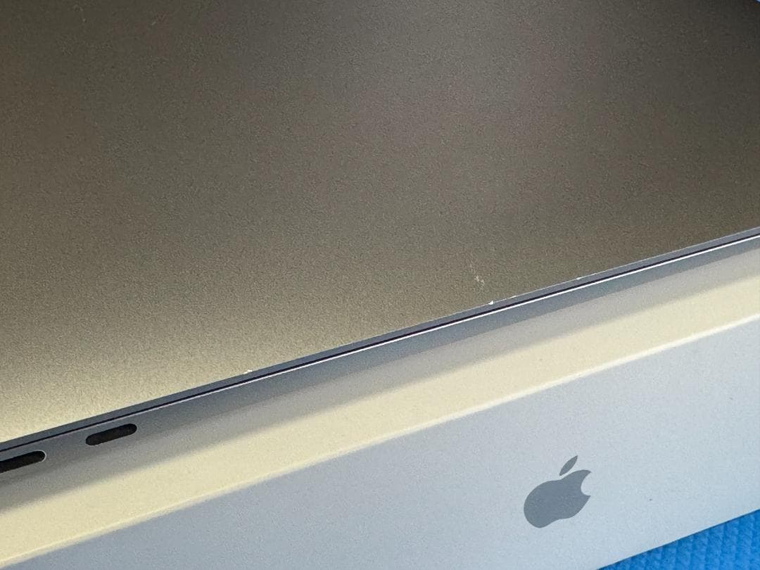 MacBook Air (M1, 2020) スペースグレイ