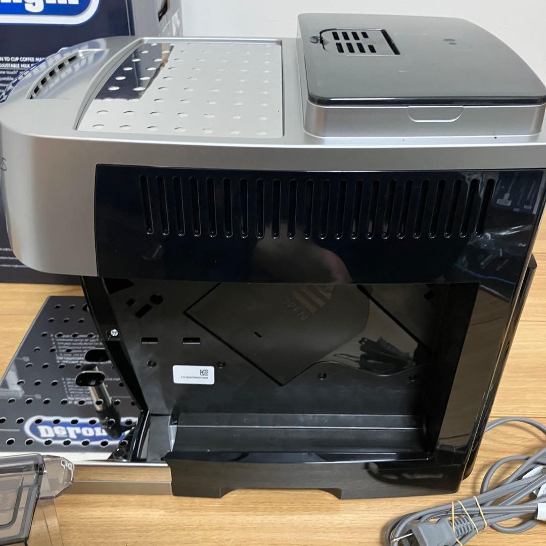 デロンギ　コーヒーメーカー　ECAM250235SB 2025年購入