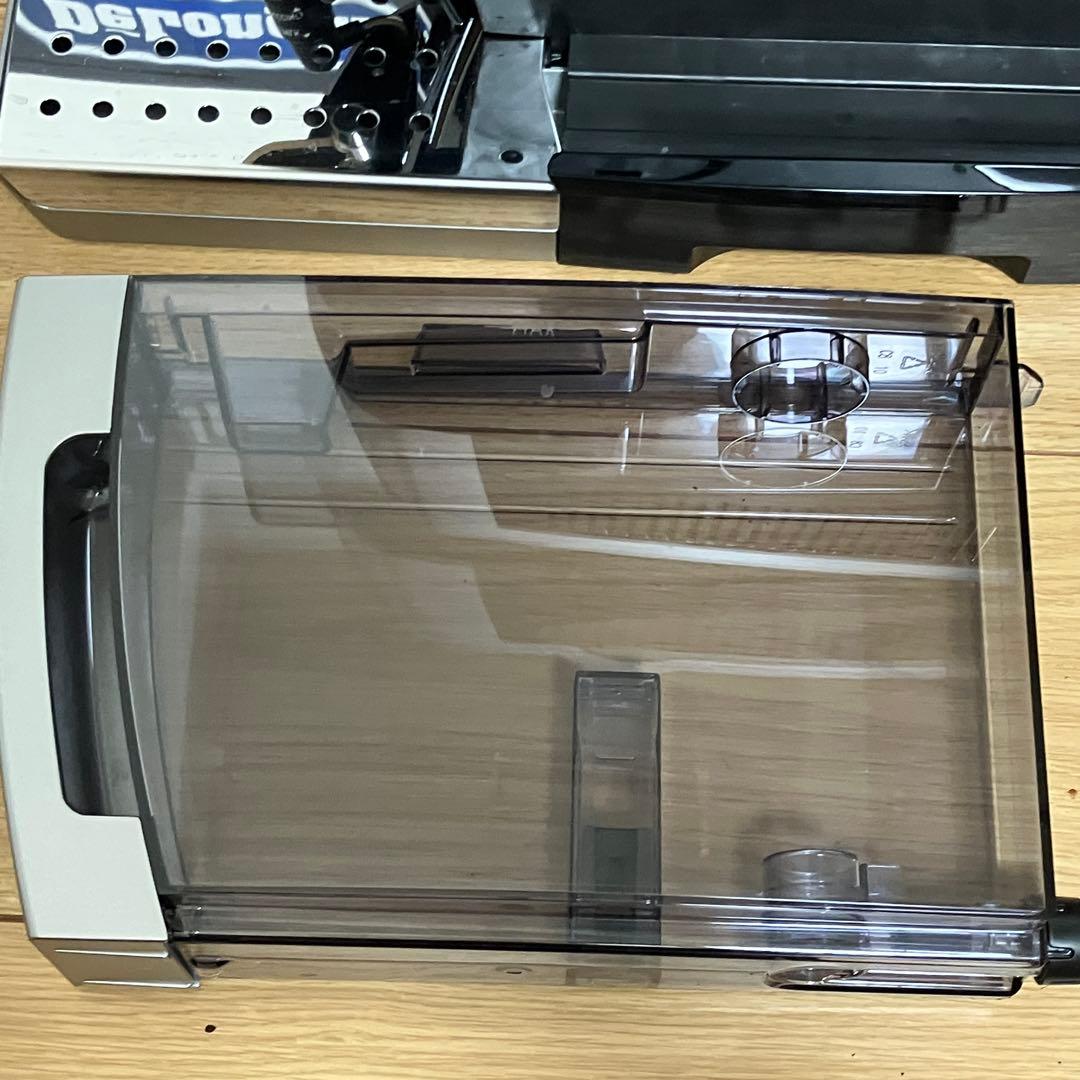 デロンギ　コーヒーメーカー　ECAM250235SB 2025年購入