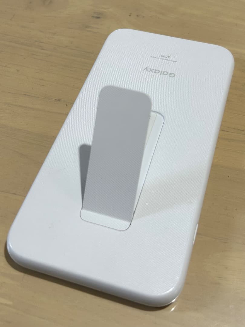 Galaxy 5G Mobile Wi-Fi SCR01（ホワイト）