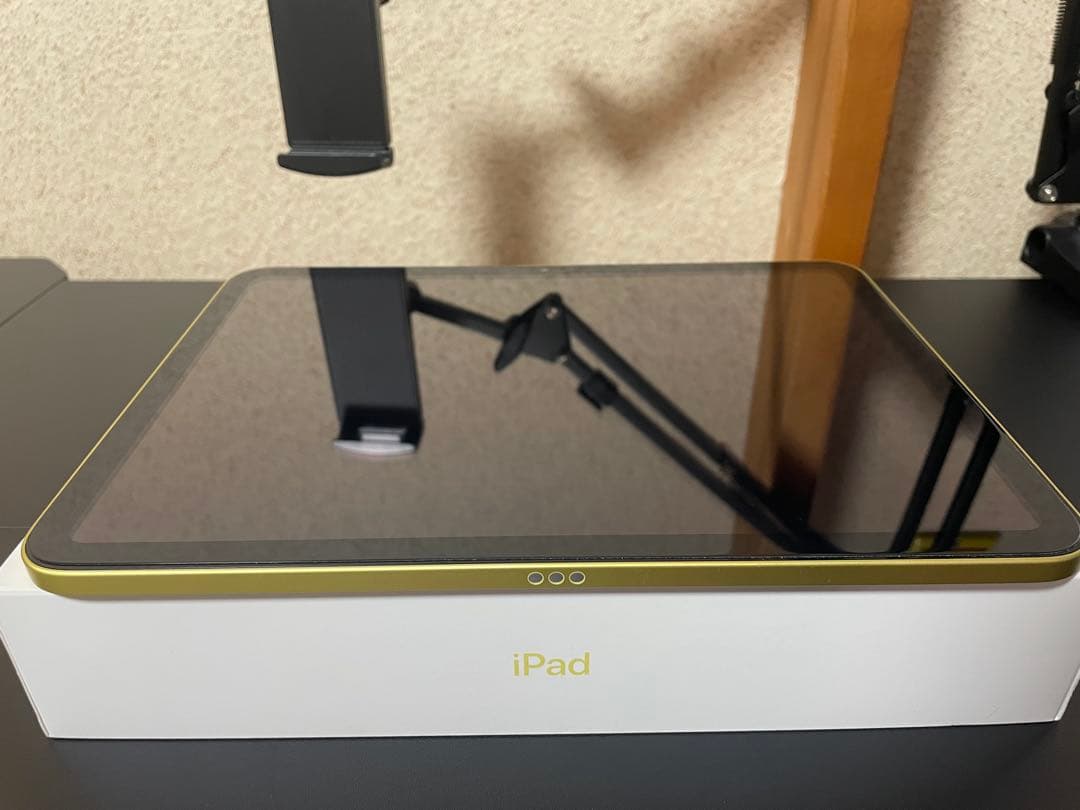 t*i様 iPad (A16) 第11世代 11インチ　128g