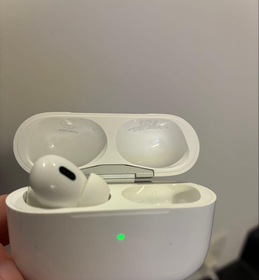 【動作確認済み】AirPodsPRO第2世代　左のみ　グリーン ケース付き